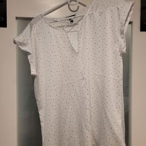 EXPRESS DOTTED CROSS FRONT GRAMERCY TEE